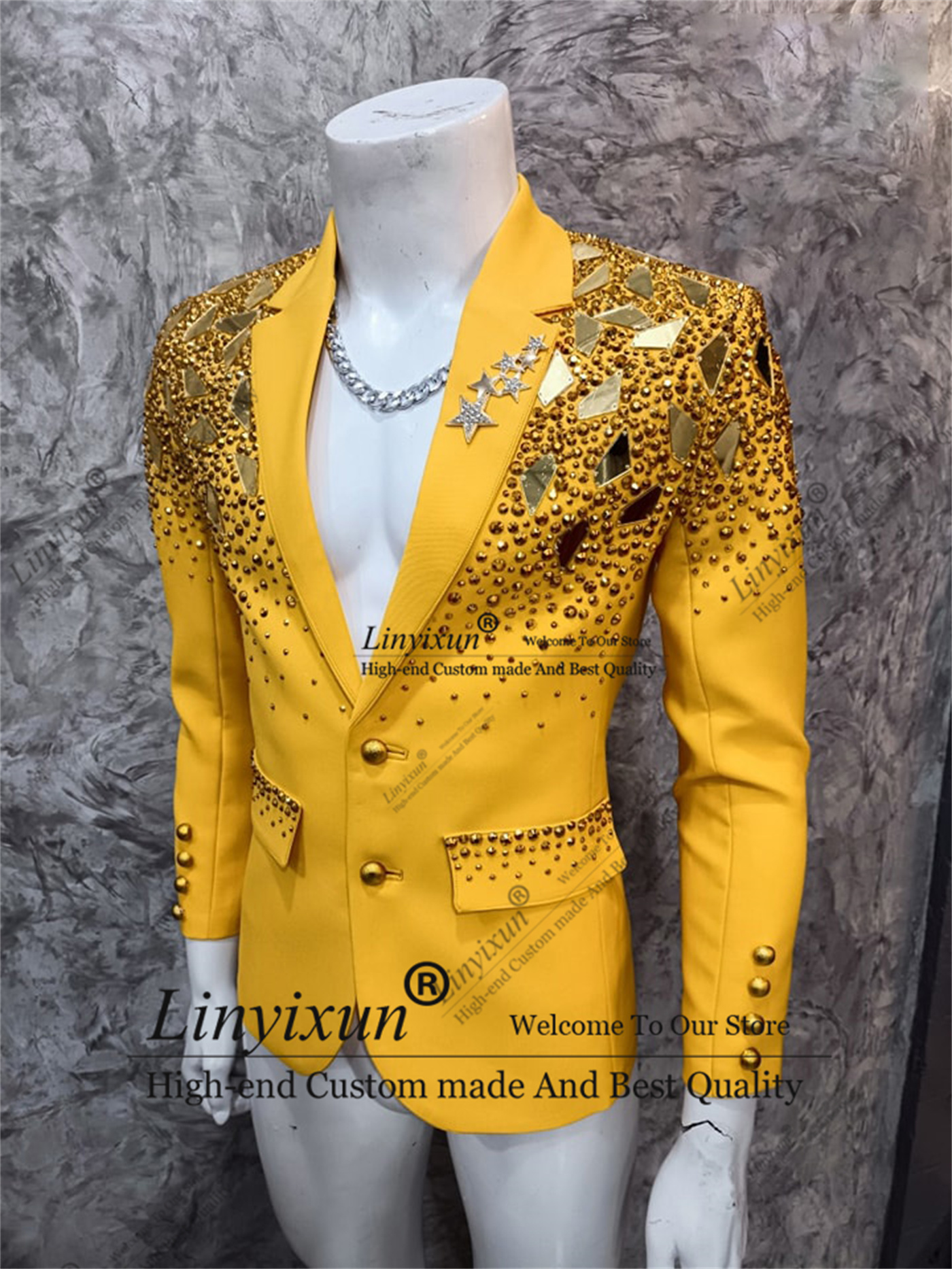 Sparkly Mirror Finish Men Suit - Men'S Grooming Mirror ulasan dan harga